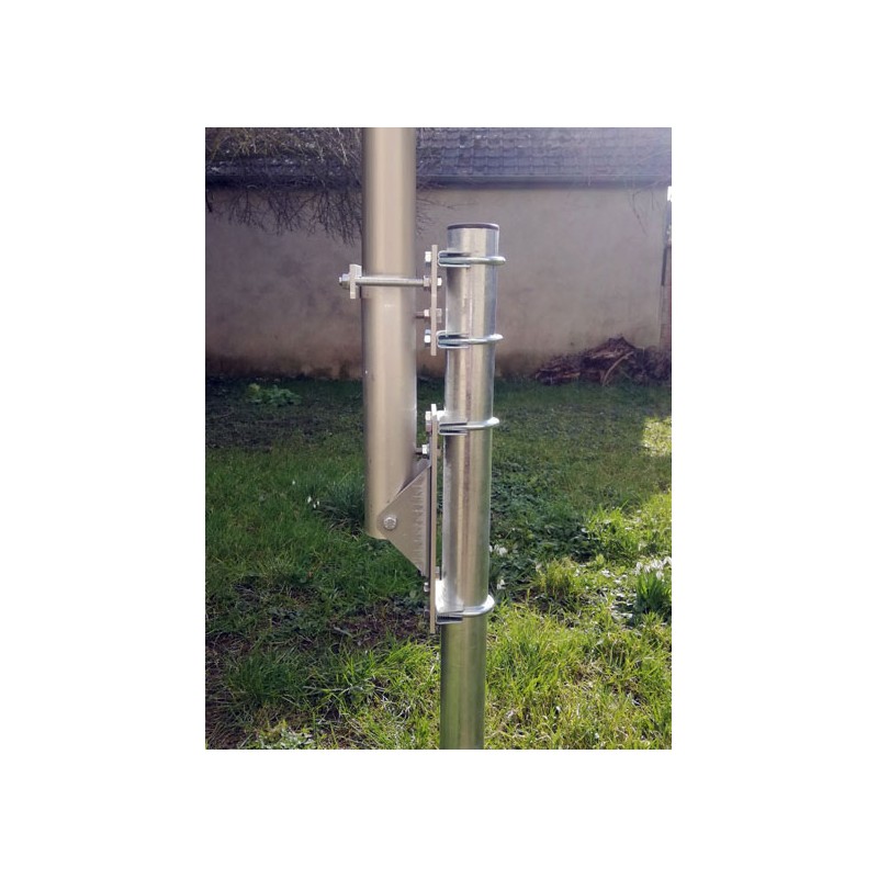 SUPINC60 - Support inclinable pour mât de 60 mm